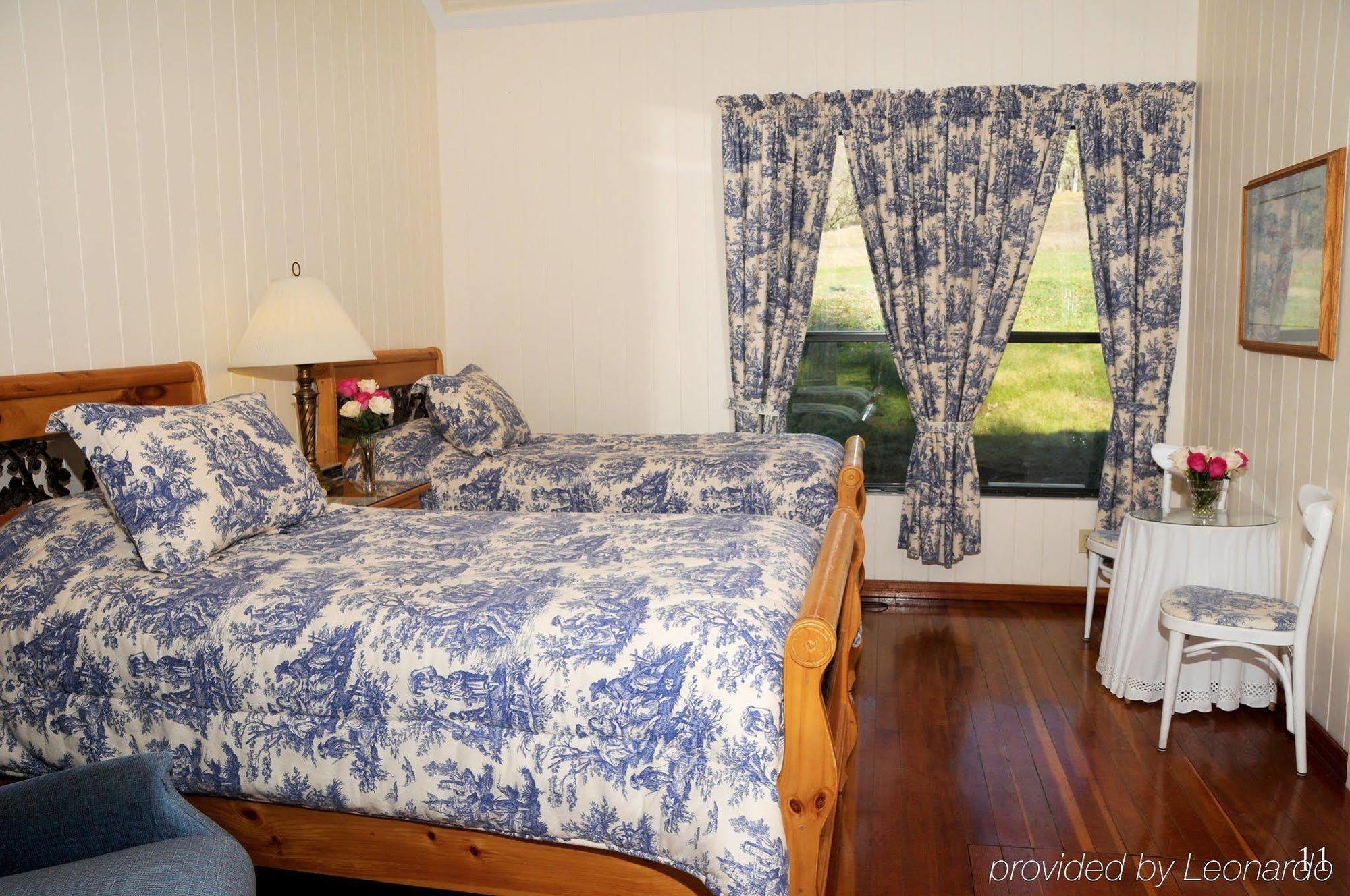 Vichy Springs Resort Юкайа Экстерьер фото