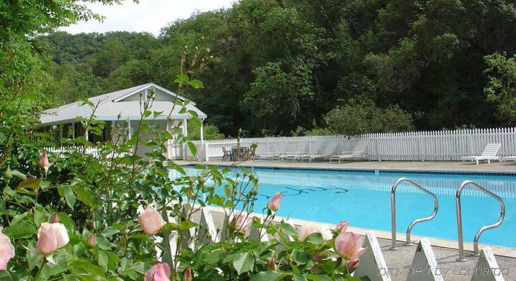 Vichy Springs Resort Юкайа Экстерьер фото